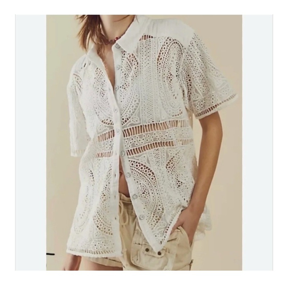 Free People Women ShortSleeve Button Shirt S White Eyelet Beach Lace Boho Resort